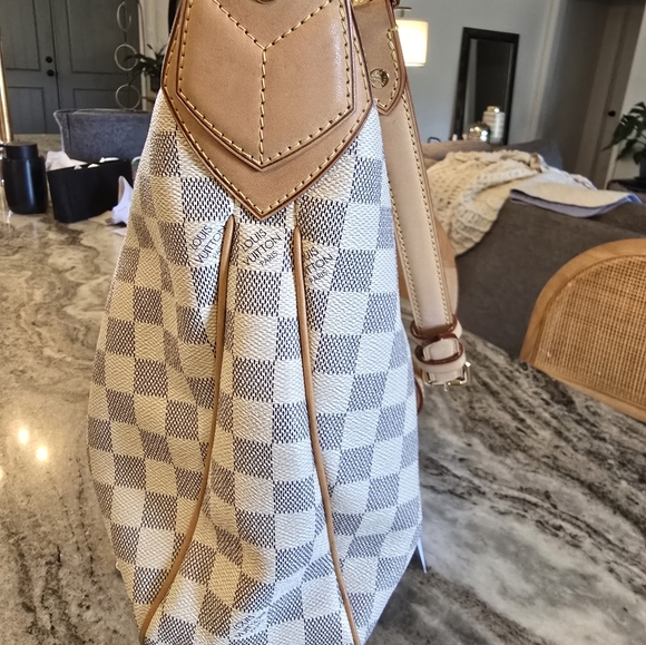 SOLD!!Louis Vuitton Evora MM Damier Azur - Picture 5 of 11